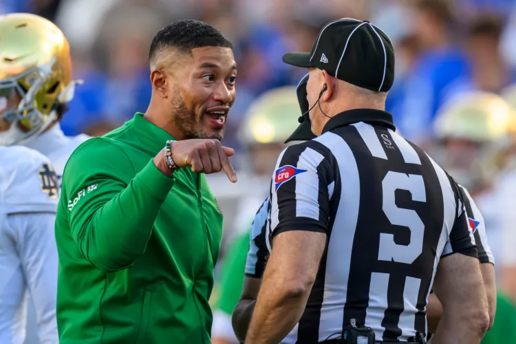 No. 5 Notre Dame Not Making Excuses About Clock Glitch Following First Loss Of Season At BYU